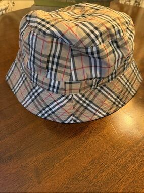 Plaid Bucket Hat in Beige